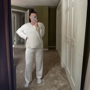 Amazon Cream Plush Sherpa Lounge Set